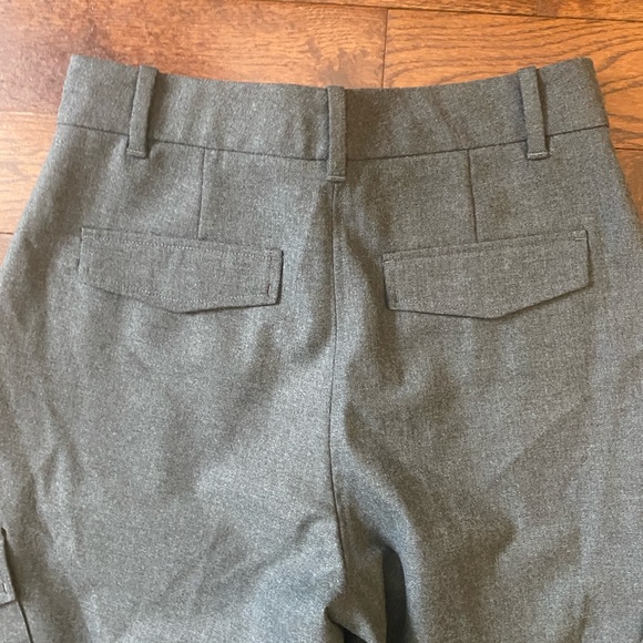 Wilfred Aritzia Grey Nellie Cargo Pant Size 6 High Waisted Tab Front - Picture 10 of 13